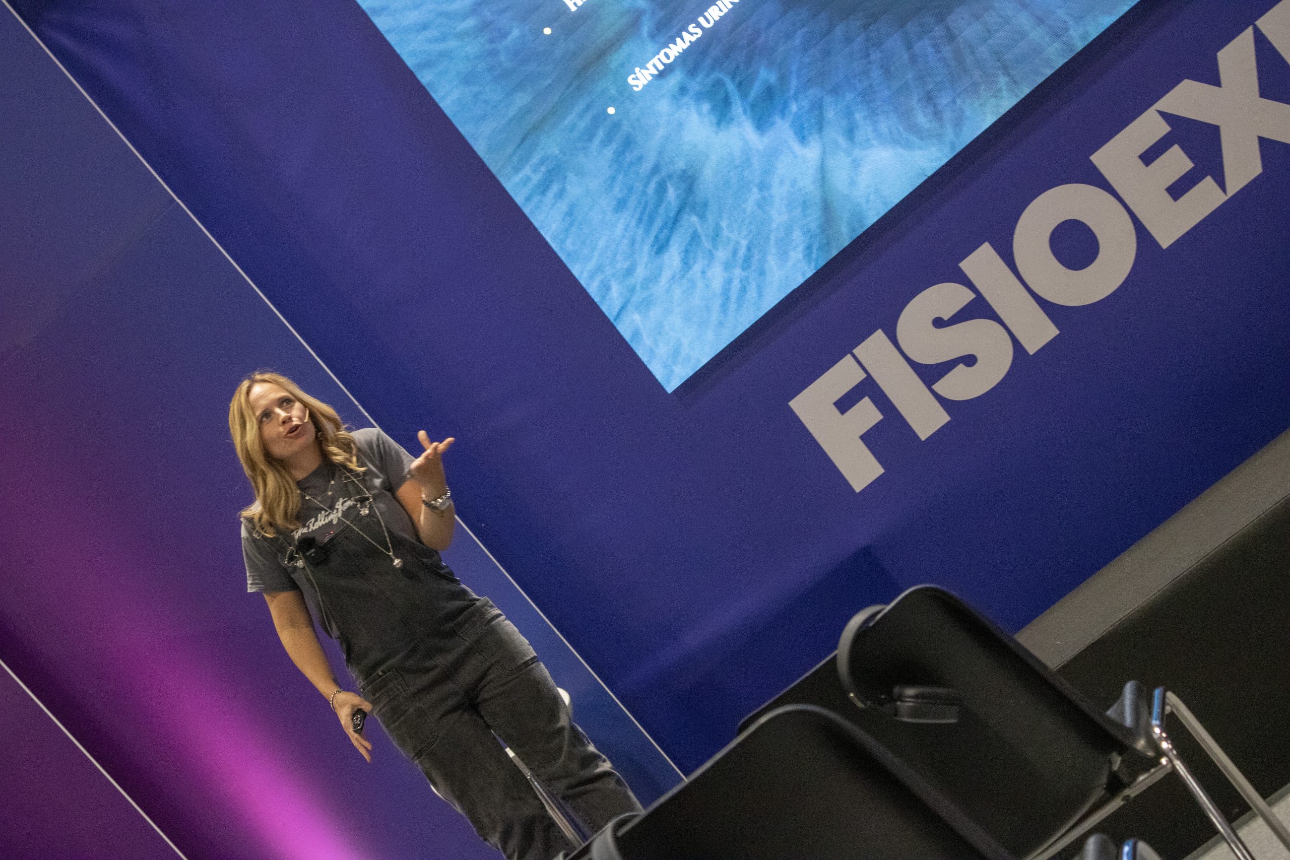 Claudia Bacariza ponencia suelo pélvico pediátrico FISIOEXPO 2026
